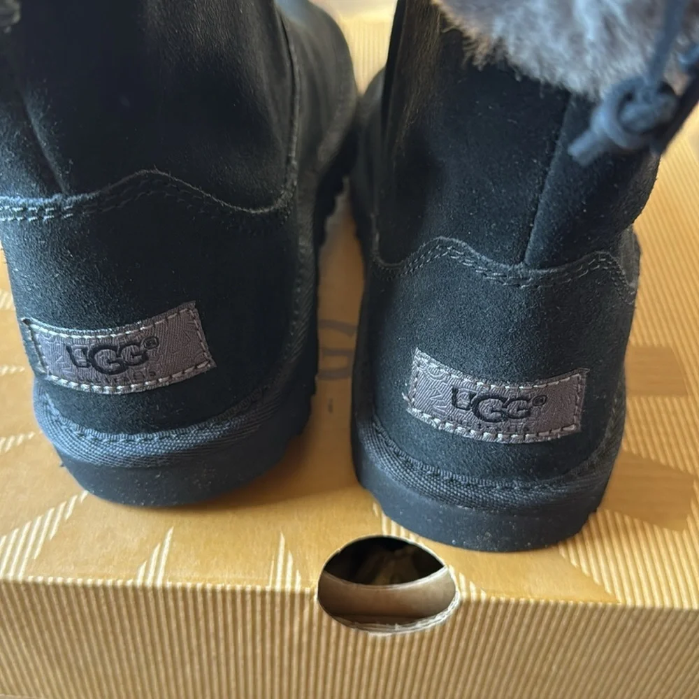 New Size 1 Ugg K Pollie Suede Wool Boots with squirrel and acorn details